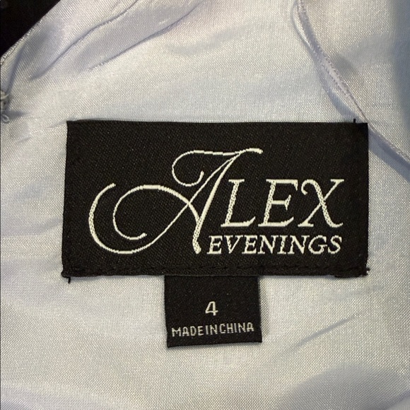 Alex Evenings 8139050 Short Printed Cocktail A Line Dress in Lilac Multi size 4 - Picture 6 of 11